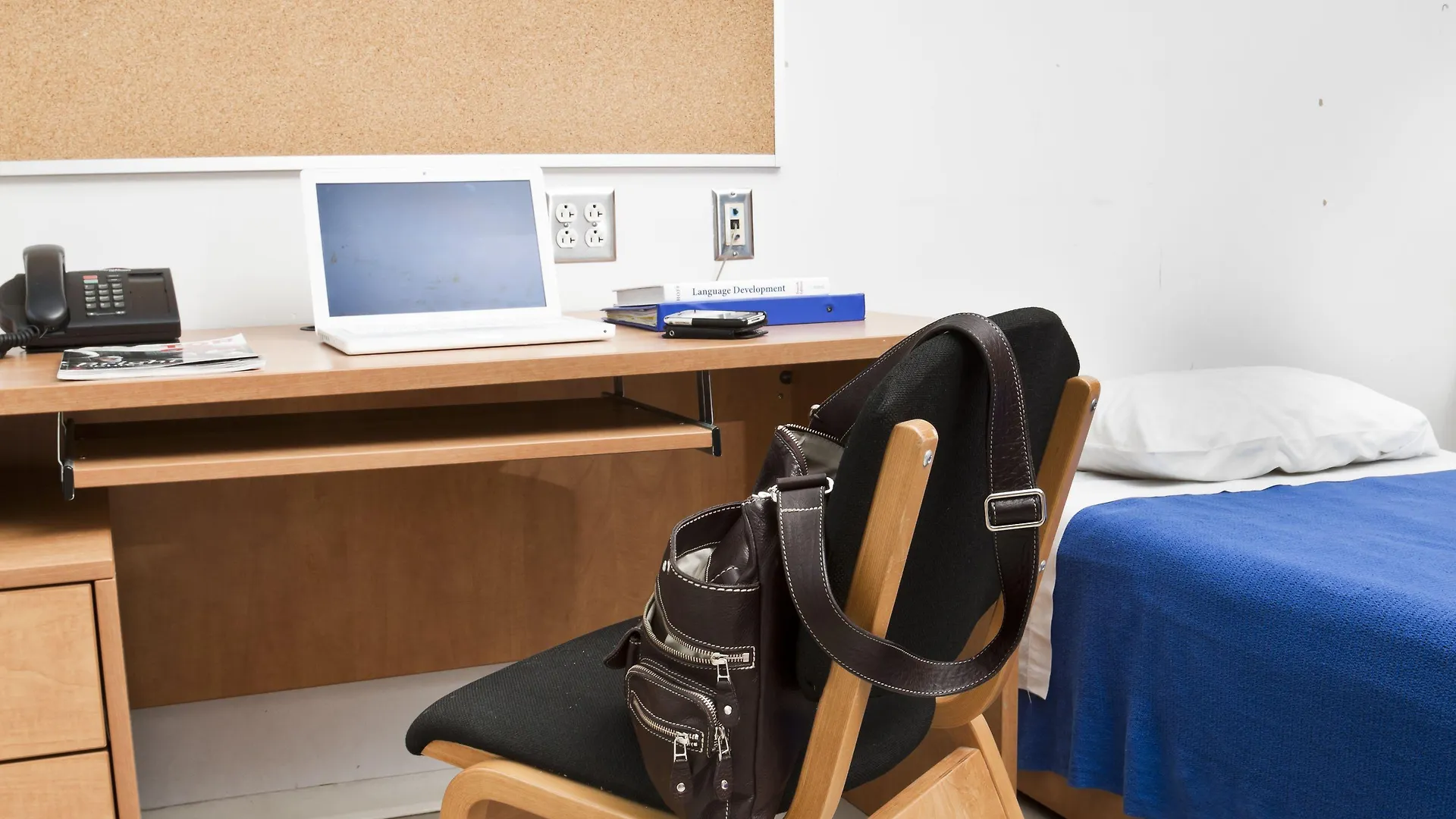 Apartamento University Of Toronto-New College Residence-45 Willcocks Residence Canadá